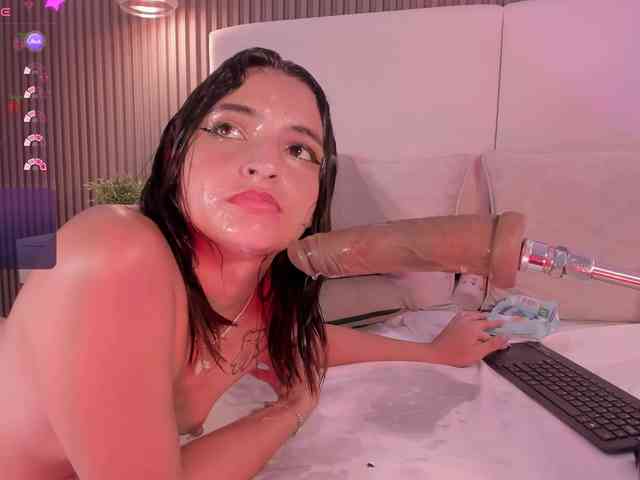 annie-clarkson webcam