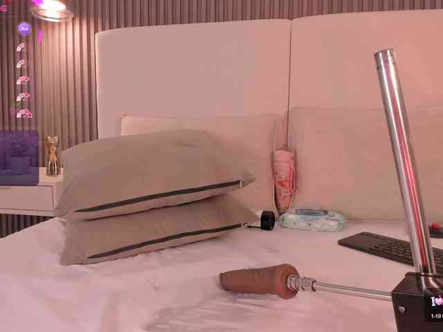 annie-clarkson webcam