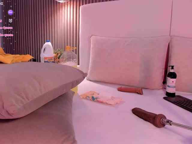 annie-clarkson webcam