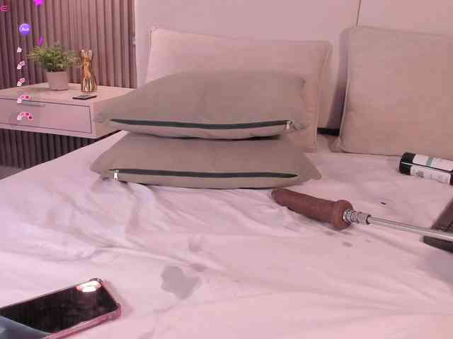 annie-clarkson webcam