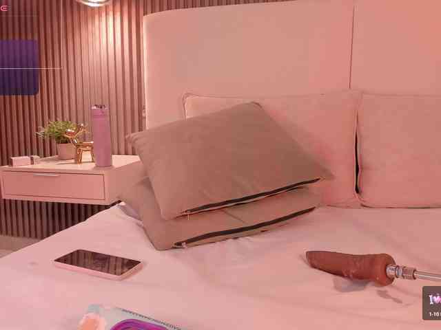 annie-clarkson webcam