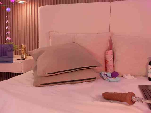 annie-clarkson webcam