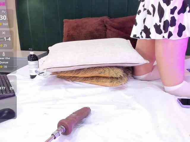 annie-clarkson webcam