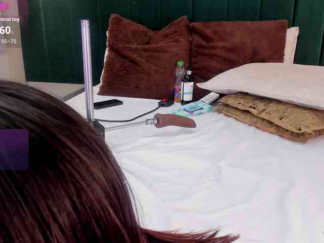annie-clarkson webcam