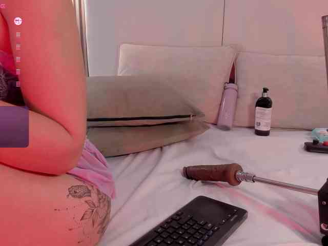 annie-clarkson webcam