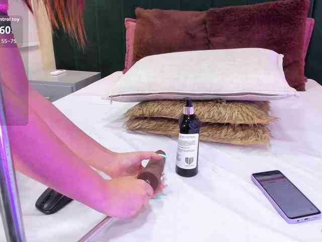 annie-clarkson webcam