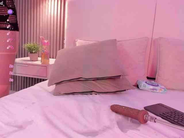 annie-clarkson webcam