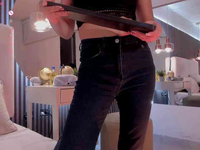 annie-clarkson webcam