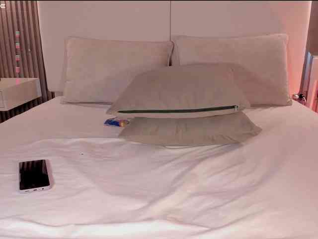 annie-clarkson webcam