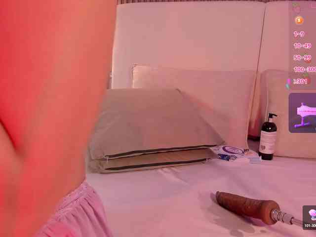 annie-clarkson webcam