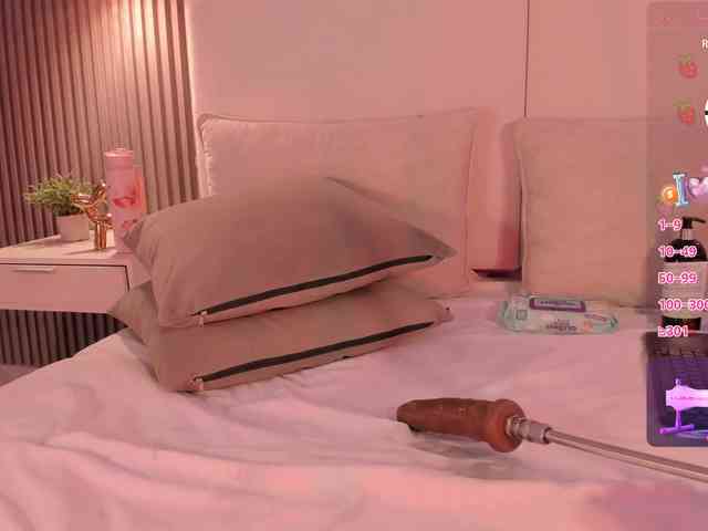 annie-clarkson webcam