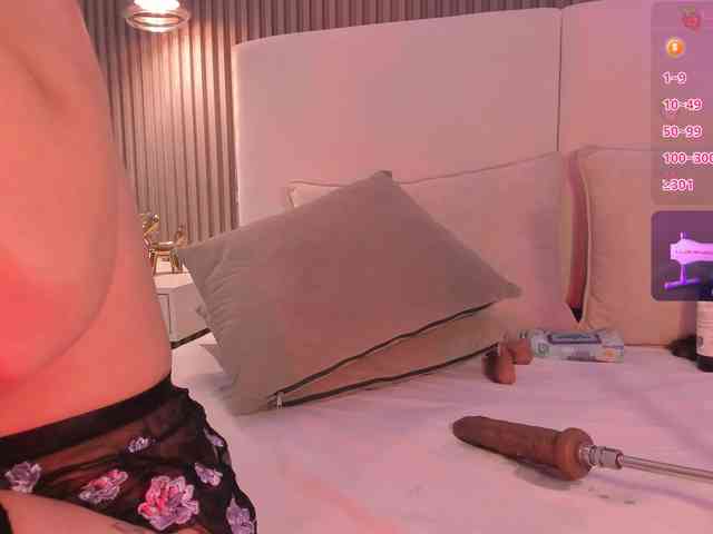 annie-clarkson webcam