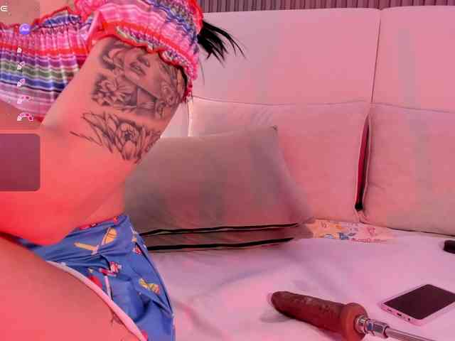 annie-clarkson webcam