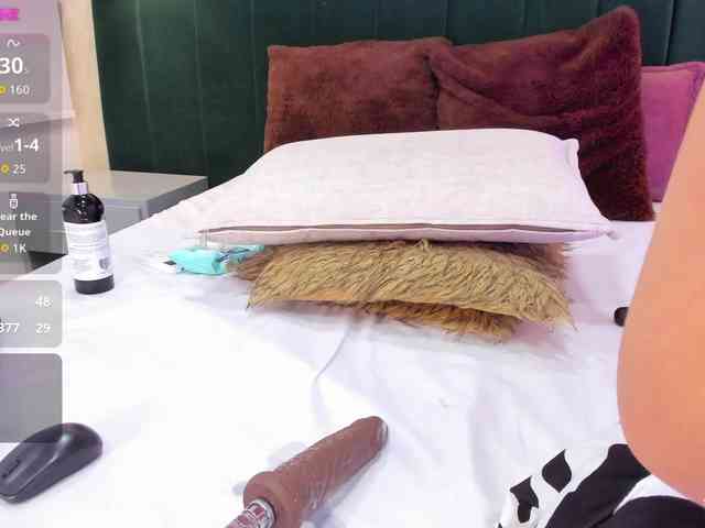 annie-clarkson webcam