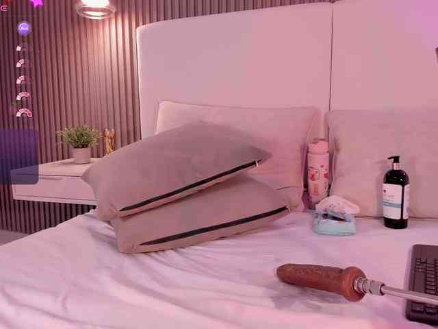 annie-clarkson webcam