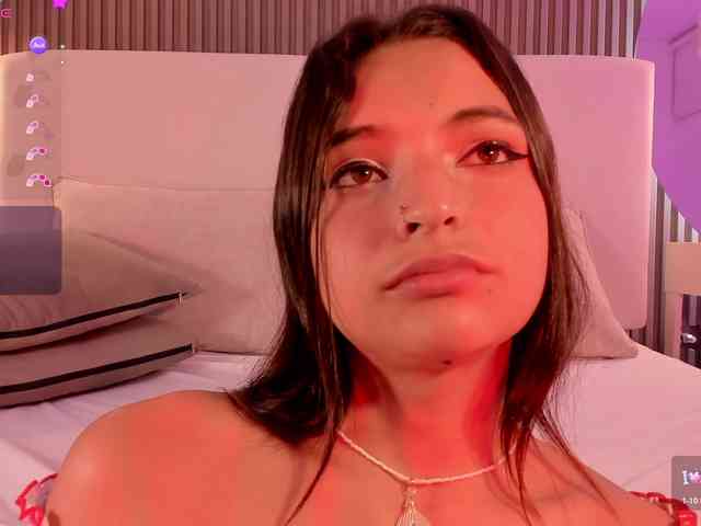 annie-clarkson webcam