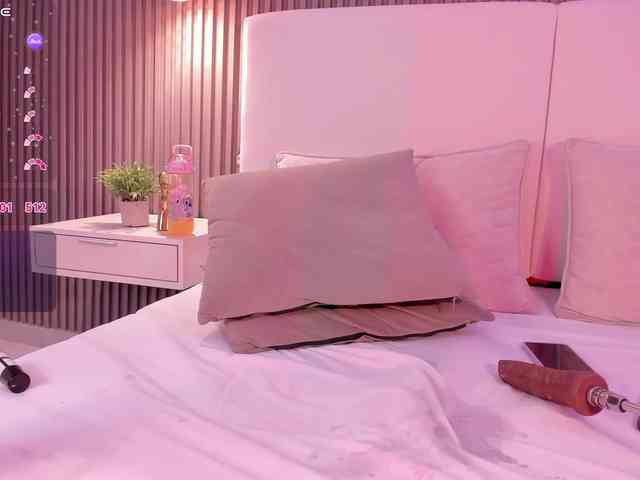 annie-clarkson webcam