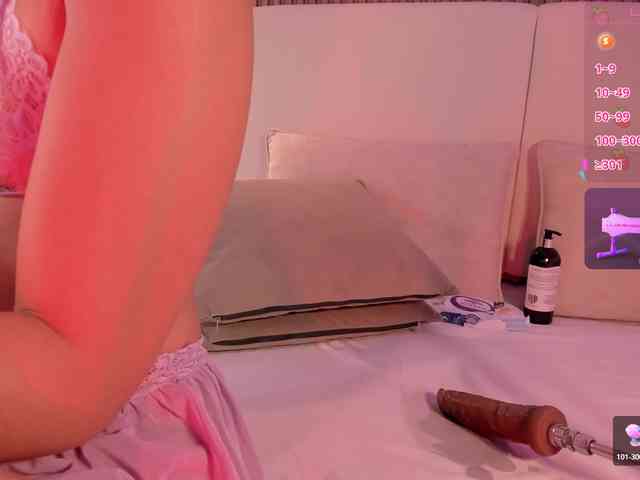 annie-clarkson webcam