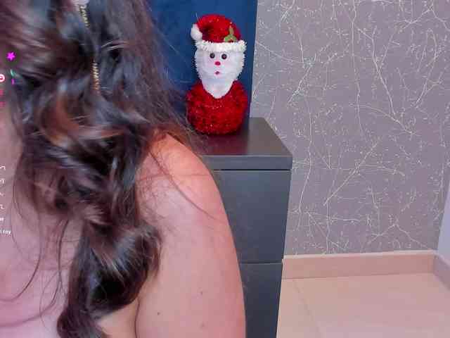 LindaSelena LindaSelena