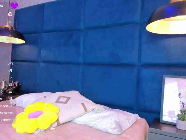 LindaSelena LindaSelena