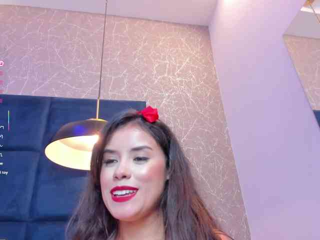 LindaSelena LindaSelena