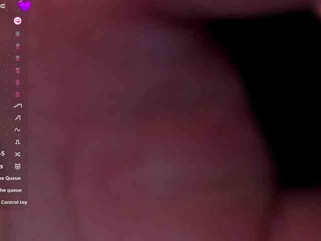 LindaSelena webcam