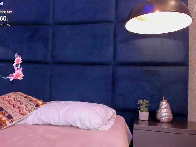LindaSelena webcam