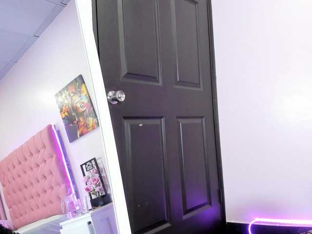 Bbypanther's BongaCams show and profile