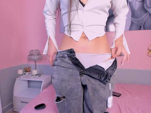 Stefany-gonzales's BongaCams show and profile