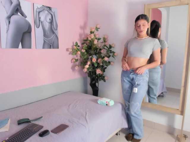 Stefany-gonzales's BongaCams show and profile