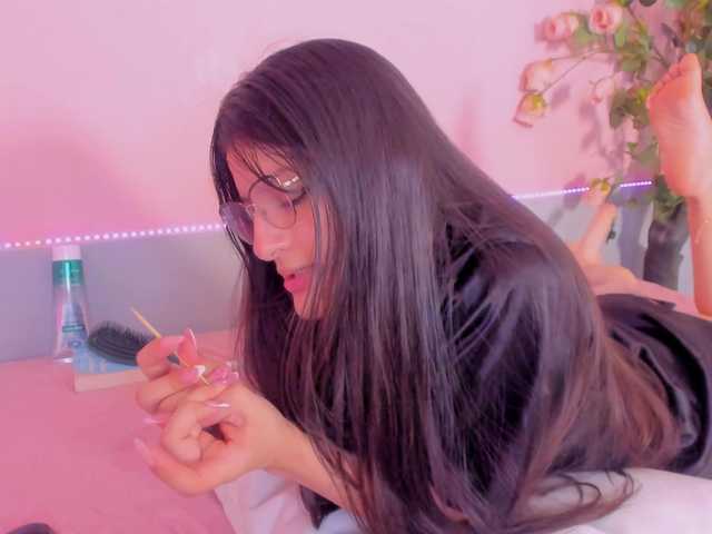 Stefany-gonzales's BongaCams show and profile