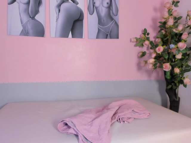 Stefany-gonzales's BongaCams show and profile