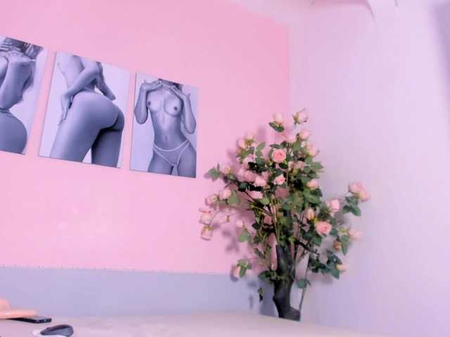 Stefany-gonzales's BongaCams show and profile