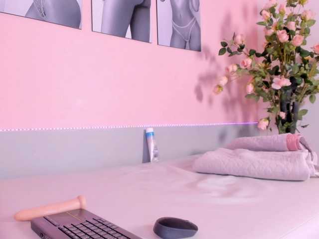 Stefany-gonzales's BongaCams show and profile