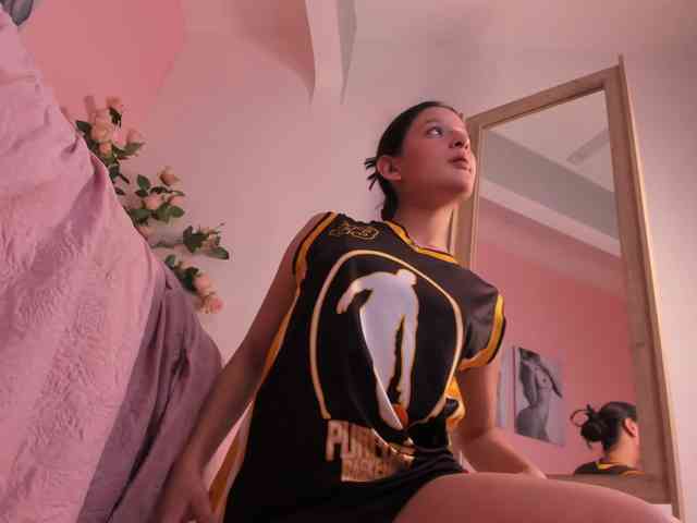 Stefany-gonzales webcam