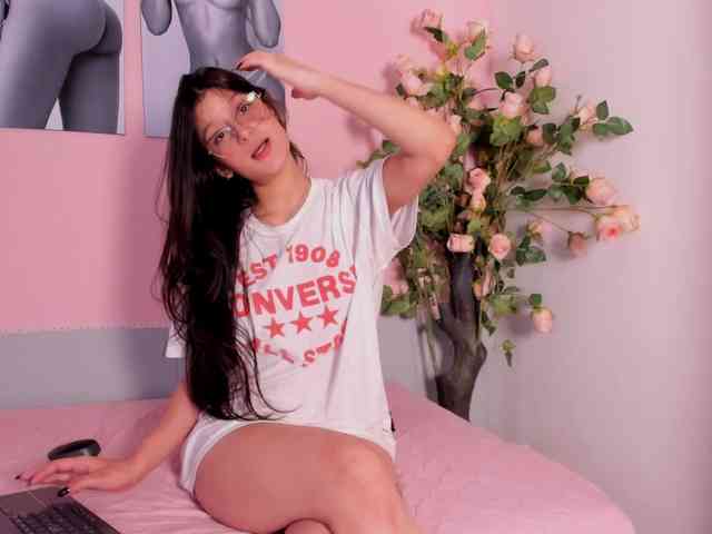Stefany-gonzales webcam