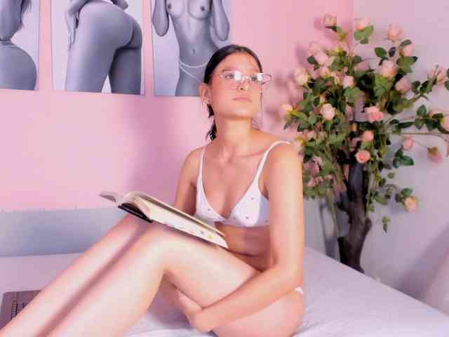 Stefany-gonzales webcam