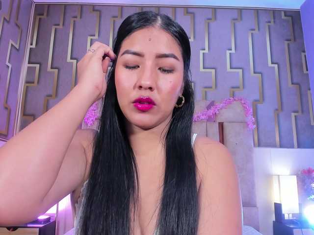 luna-maisonn's BongaCams show and profile