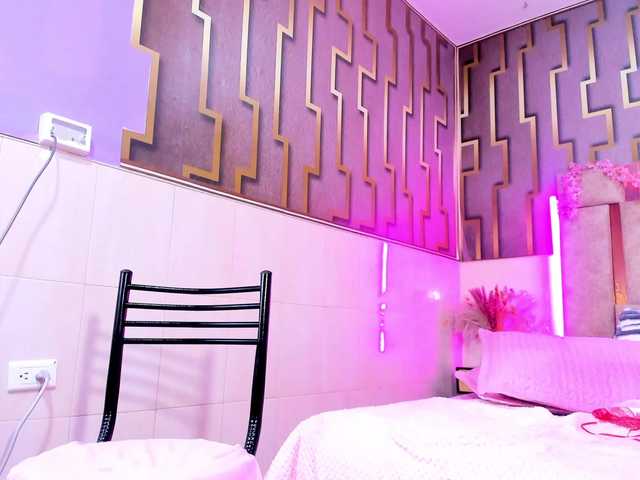 luna-maisonn's BongaCams show and profile