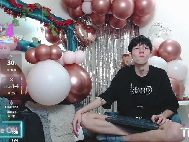 LiamBrown09's BongaCams show and profile