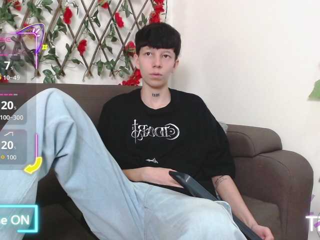 LiamBrown09's BongaCams show and profile