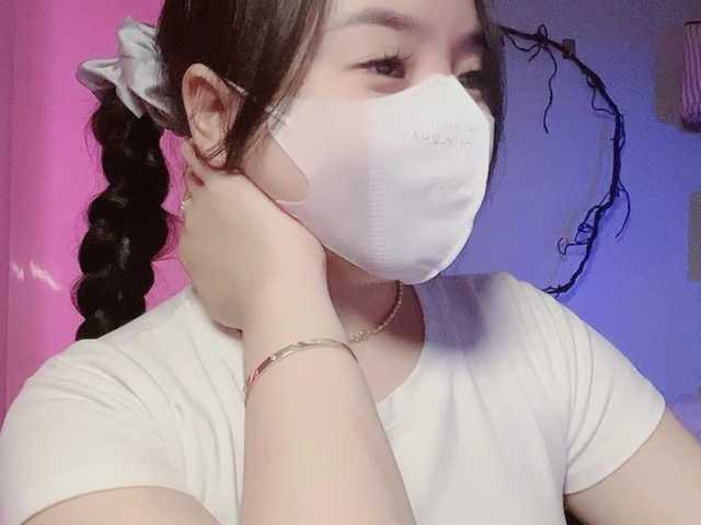 Sralet20's BongaCams show and profile