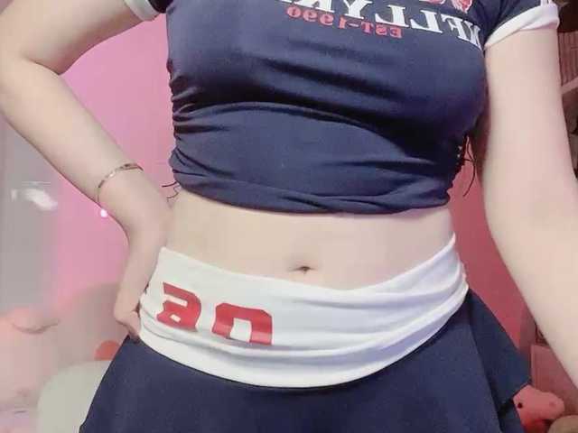 Sralet20's BongaCams show and profile