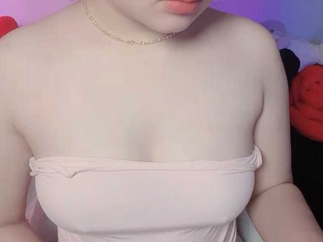 Sralet20's BongaCams show and profile