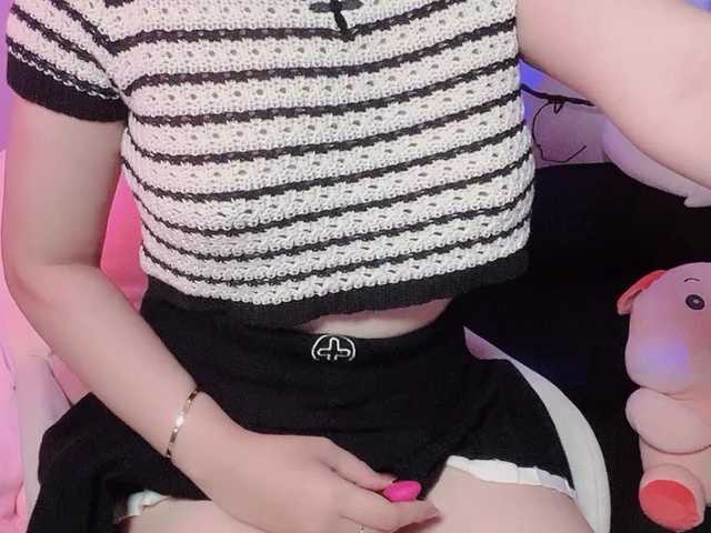 Sralet20's BongaCams show and profile