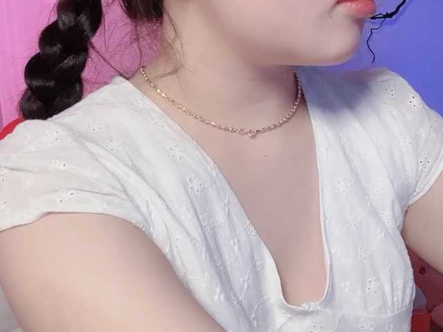 Sralet20's BongaCams show and profile