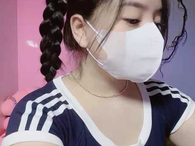 Sralet20's BongaCams show and profile