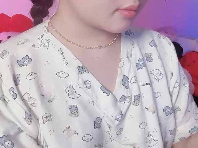 Sralet20's BongaCams show and profile