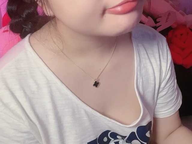 Sralet20's BongaCams show and profile