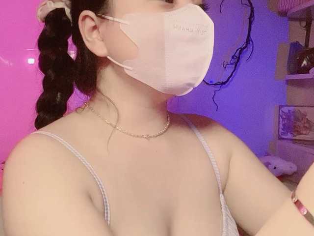 Sralet20's BongaCams show and profile